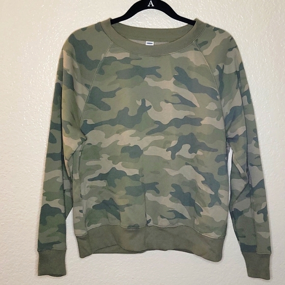 Old Navy Tops - Old Navy Camo Crew Sweatshirt